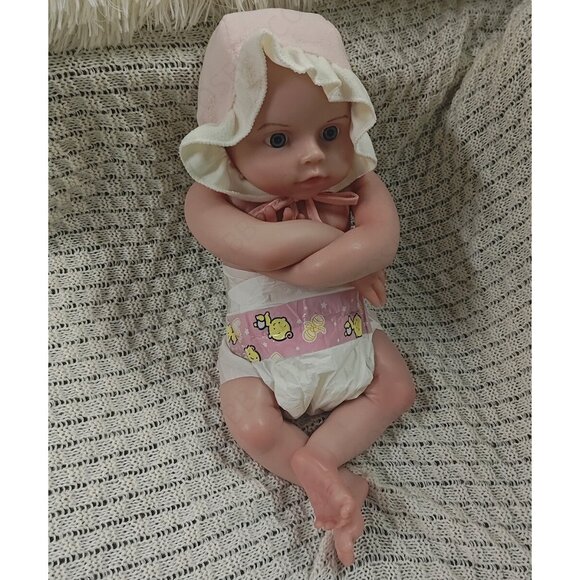 45cm Open Eyes Reborn Baby Girl Doll 5.61lbs Silicone Dolls Can Drink Water&Pee - Picture 8 of 16